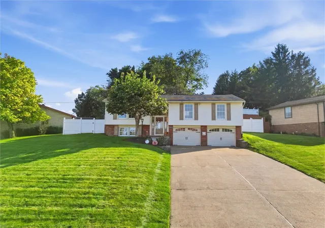 Photo 1 of Single family home for sale at 5013 Windover Dr, Robinson Twp, PA 15205 | MLS# 1775168 | Listing updated on 2026-09-20