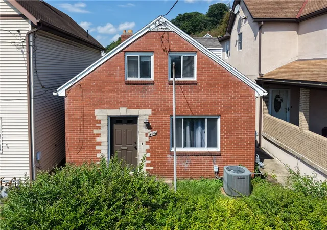Photo 1 of Single family home for sale at 317 25th Street, Mc Keesport, PA 15132 | MLS# 1775217 | Listing updated on 2026-09-23