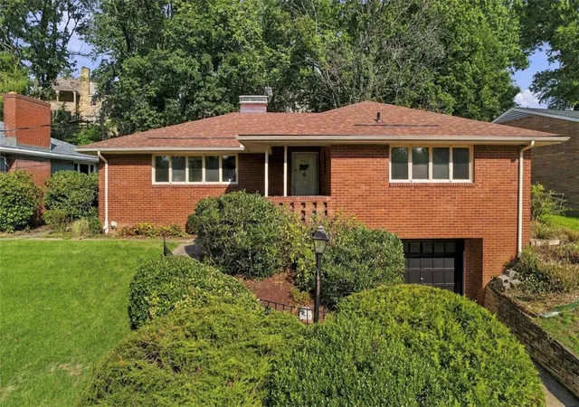 Photo 1 of Single family home for sale at 1454 Mohican Dr, Mt Lebanon, PA 15228 | MLS# 1774699 | Listing updated on 2026-09-23