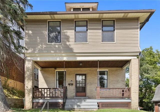 Photo 2 of Single family home for sale at 1027 Hamilton, Avalon, PA 15202 | MLS# 1774060 | Listing updated on 2026-09-19
