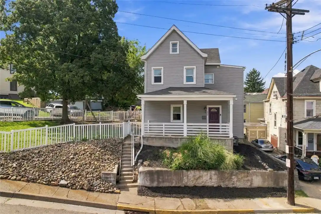 Single family home for sale at 421 N Ohio St, Avalon, PA 15202 | MLS# 1774995