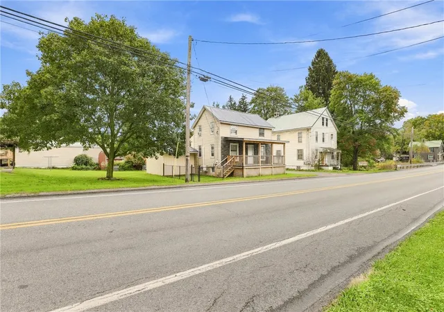 Photo 3 of Single family home for sale at 2230 Stoystown Rd, Somerset Twp, PA 15541 | MLS# 1775184 | Listing updated on 2026-09-24