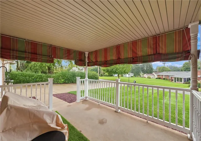 Photo 3 of Single family home for sale at 380 High St, Saxonburg Boro, PA 16056 | MLS# 1775234 | Listing updated on 2026-09-29