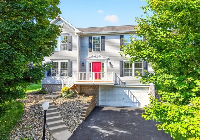 Photo 1 of Single family home for sale at 1811 Pioneer Dr, Franklin Park, PA 15143 | MLS# 1774357 | Listing updated on 2026-10-05