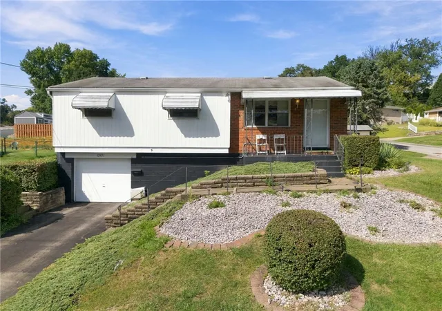 Photo 1 of Single family home for sale at 13971 Wayne Dr, North Huntingdon, PA 15642 | MLS# 1775256 | Listing updated on 2026-10-02
