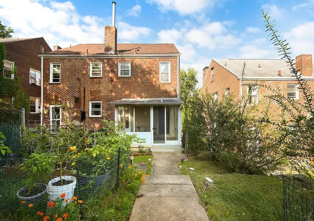 Photo 1 of Single family home for sale at 4311 Ludwick St, Squirrel Hill, PA 15217 | MLS# 1775266 | Listing updated on 2026-10-08