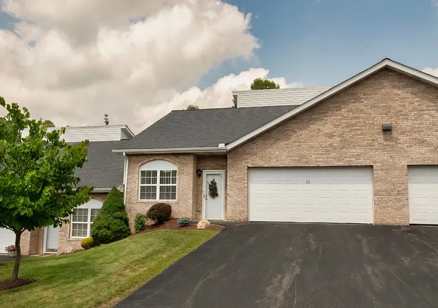 Photo 2 of Condo for sale at 22 Elena Ave, Lower Burrell, PA 15068 | MLS# 1775273 | Listing updated on 2026-09-26