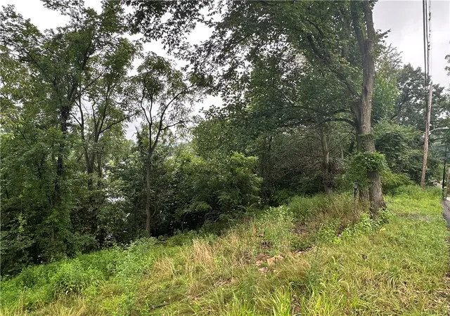 Photo 3 of Land for sale at 632 Maple Way, Oakmont, PA 15139 | MLS# 1775280 | Listing updated on 2026-09-18