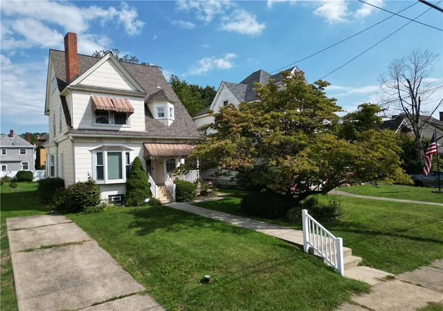 Photo 1 of Single family home for sale at 52 Linshaw Ave, Ingram, PA 15205 | MLS# 1775057 | Listing updated on 2026-10-01