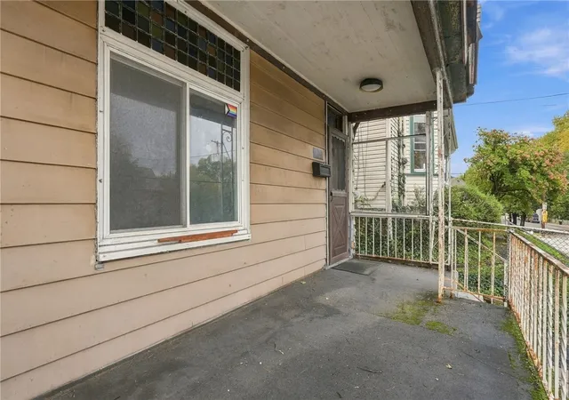 Photo 3 of Single family home for sale at 306 E 11th Avenue, Homestead, PA 15120 | MLS# 1775287 | Listing updated on 2026-09-30