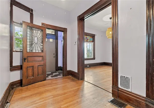 Photo 4 of Single family home for sale at 306 E 11th Avenue, Homestead, PA 15120 | MLS# 1775287 | Listing updated on 2026-09-30