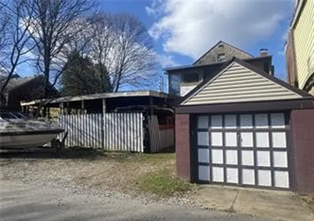 Photo 2 of Single family home for sale at 2728 Middletown, Sheraden, PA 15205 | MLS# 1775300 | Listing updated on 2026-09-18