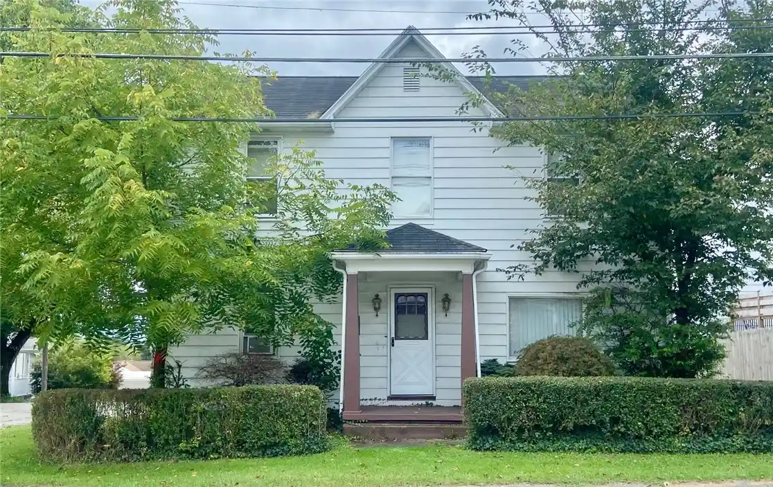 Single family home for sale at 915 Main St, Derry Twp, PA 15650 | MLS# 1774274