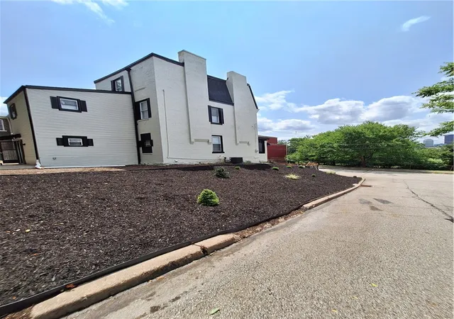 Photo 2 of Single family home for sale at 540 Junilla St, Pittsburgh, PA 15219 | MLS# 1775223 | Listing updated on 2026-09-19