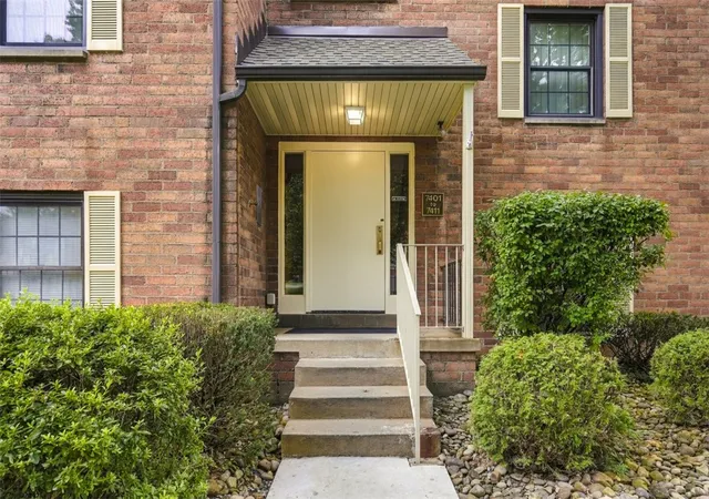 Photo 2 of Sale Pending at 7409 Lighthouse Point, Wilkinsburg, PA 15221 | MLS# 1775079 | Listing updated on 2026-09-29