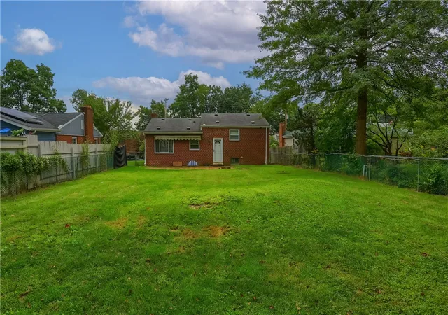 Photo 39 of Single family home for sale at 505 Clifton Ave, Shaler, PA 15116 | MLS# 1775263 | Listing updated on 2026-09-26