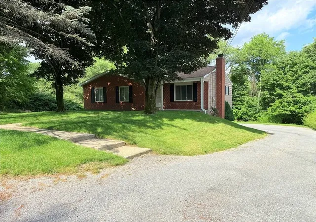 Photo 2 of Single family home for sale at 5246 Richland Rd, Richland, PA 15044 | MLS# 1775367 | Listing updated on 2026-09-20