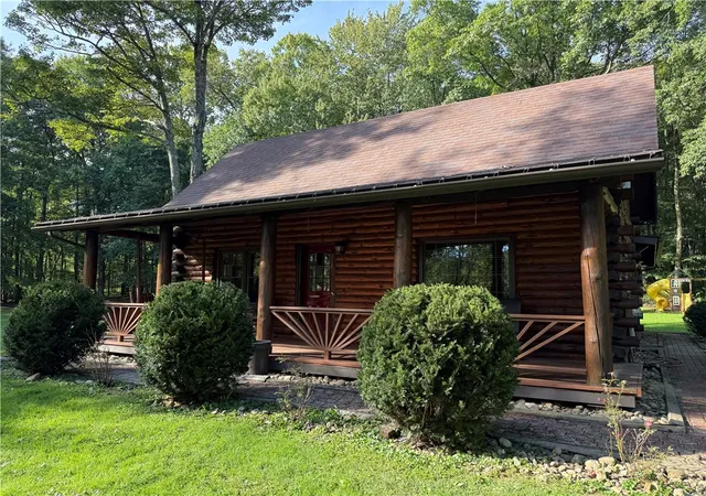 Photo 2 of Sale Pending at 239 Hilliard Rd, Washington Twp, PA 16050 | MLS# 1774745 | Listing updated on 2026-09-25