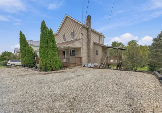 Photo 2 of Sale Pending at 739 White St, Conemaugh/young Twps   Ind, PA 15681 | MLS# 1775441 | Listing updated on 2026-10-05