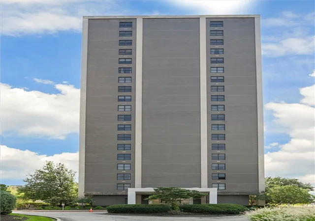 Photo 1 of Condo for sale at 112 Washington Pl #11G, Downtown Pgh, PA 15219 | MLS# 1775296 | Listing updated on 2026-09-21