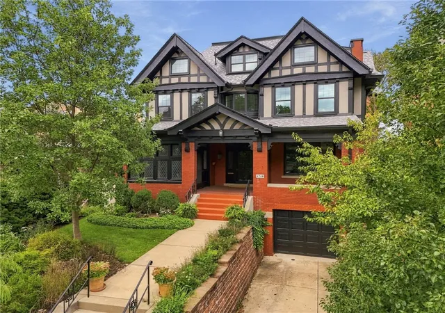 Photo 2 of Single family home for sale at 4749 Wallingford St, Shadyside, PA 15213 | MLS# 1774256 | Listing updated on 2026-09-21