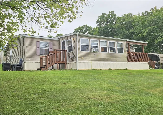 Photo 1 of Manufactured home for sale at 607 Amy Ln, Center Twp, PA 16001 | MLS# 1775524 | Listing updated on 2026-09-21
