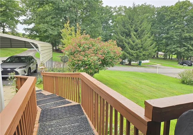 Photo 3 of Manufactured home for sale at 607 Amy Ln, Center Twp, PA 16001 | MLS# 1775524 | Listing updated on 2026-09-21