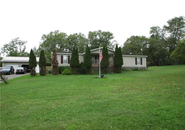 Photo 3 of Sale Pending at 776 Parker Pike, Parker Twp, PA 16049 | MLS# 1775558 | Listing updated on 2026-09-27