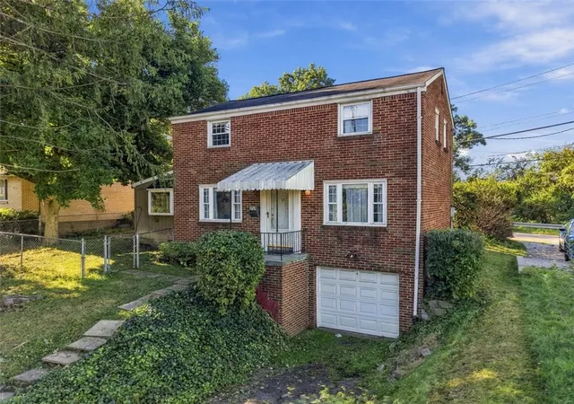 Photo 2 of Single family home for sale at 255 W Steuben St, Crafton, PA 15205 | MLS# 1775375 | Listing updated on 2026-10-07
