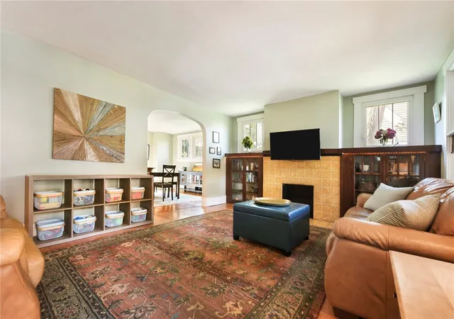 Photo 3 of Single family home for sale at 5124 Bayard St, Shadyside, PA 15232 | MLS# 1775489 | Listing updated on 2026-09-26