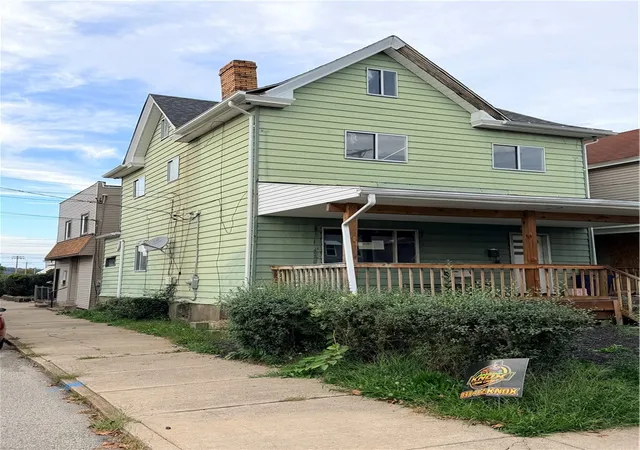 Photo 1 of Single family home for sale at 701 E 17th Avenue, Munhall, PA 15120 | MLS# 1775624 | Listing updated on 2026-09-22