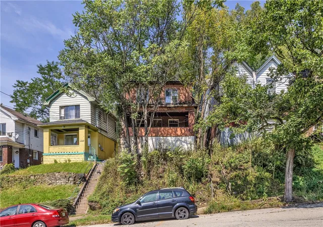 Photo 1 of Single family home for sale at 1524 Marie St, Wilkinsburg, PA 15221 | MLS# 1774718 | Listing updated on 2026-09-29