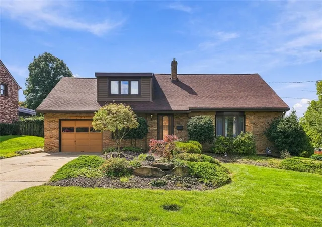 Photo 1 of Sale Pending at 204 Pickwick Dr, Bethel Park, PA 15102 | MLS# 1775621 | Listing updated on 2026-09-29