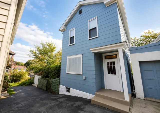 Photo 1 of Single family home for sale at 1521 Arlington Ave, Allentown, PA 15210 | MLS# 1775653 | Listing updated on 2026-10-06