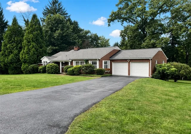 Photo 1 of Single family home for sale at 231 Greenridge Rd, Hempfield Twp, PA 15601 | MLS# 1775616 | Listing updated on 2026-10-09