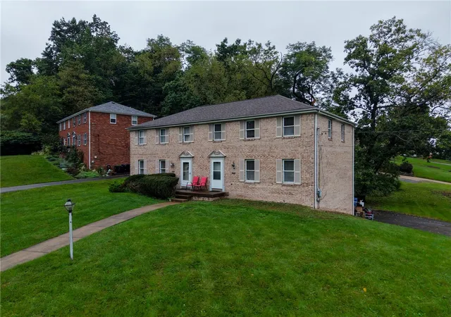 Photo 2 of Townhouse for sale at 9098 Collington Sq, Mc Candless, PA 15101 | MLS# 1775548 | Listing updated on 2026-10-02