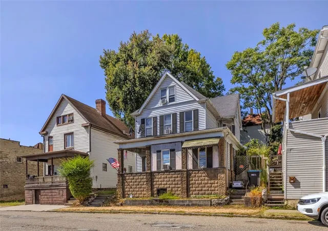 Photo 1 of Multi family home for sale at 211 E 7th Avenue, Tarentum, PA 15084 | MLS# 1775667 | Listing updated on 2026-09-22
