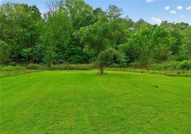 Photo 2 of Single family home for sale at 2975 Leechburg Rd, Plum Boro, PA 15239 | MLS# 1775675 | Listing updated on 2026-09-26