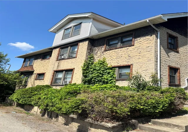 Photo 2 of Single family home for sale at 119 Doney St, Duquesne, PA 15110 | MLS# 1775680 | Listing updated on 2026-09-22