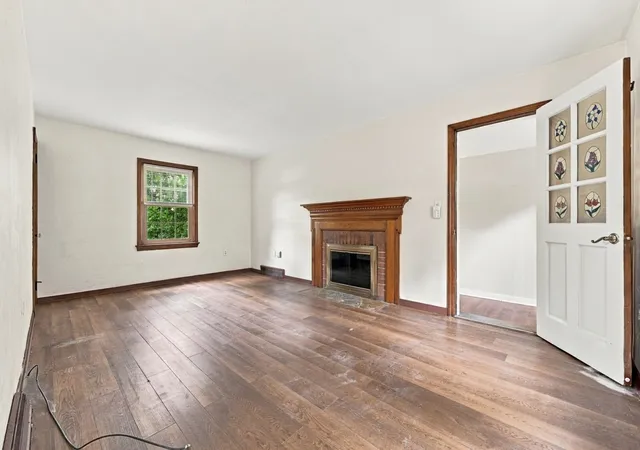 Photo 3 of Sale Pending at 274 Patterson Rd, Bethel Park, PA 15102 | MLS# 1775790 | Listing updated on 2026-09-29
