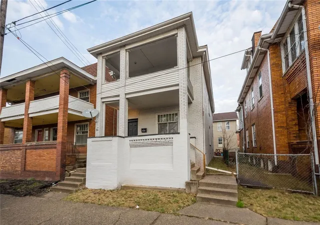Photo 3 of Multi family home for sale at 306 Park Rd, Ambridge, PA 15003 | MLS# 1775809 | Listing updated on 2026-09-23
