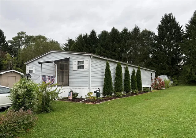 Photo 2 of Manufactured home for sale at 238 Kingston Ln, White Twp, PA 15701 | MLS# 1775811 | Listing updated on 2026-09-25