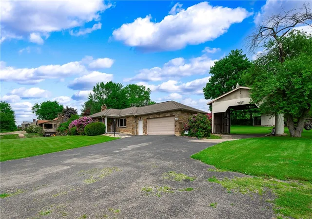 Photo 1 of Single family home for sale at 120 W Sunbury Rd, Center Twp, PA 16001 | MLS# 1775824 | Listing updated on 2026-09-23