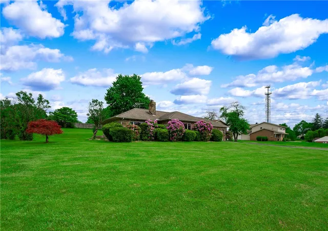 Photo 3 of Single family home for sale at 120 W Sunbury Rd, Center Twp, PA 16001 | MLS# 1775824 | Listing updated on 2026-09-23