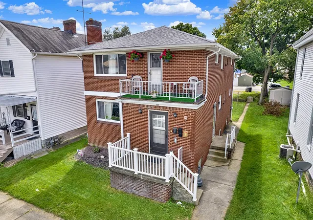 Photo 1 of Sale Pending at 524 Chestnut St, Southwest Greensburg Boro, PA 15601 | MLS# 1775187 | Listing updated on 2026-10-02