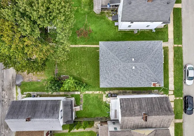 Photo 3 of Sale Pending at 524 Chestnut St, Southwest Greensburg Boro, PA 15601 | MLS# 1775187 | Listing updated on 2026-10-02