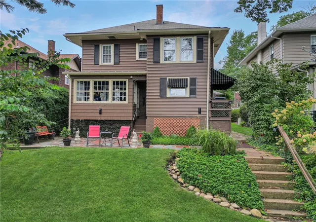 Photo 3 of Single family home for sale at 148 Taylor Ave, Beaver, PA 15009 | MLS# 1775841 | Listing updated on 2026-10-11