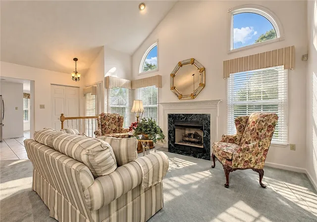 Photo 3 of Condo for sale at 2203 Hunt Clb Dr, Hempfield Twp, PA 15601 | MLS# 1775783 | Listing updated on 2026-09-29