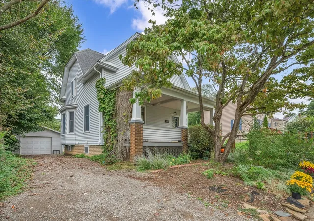Photo 3 of Sale Pending at 227 Van Buren St, Evans City Boro, PA 16033 | MLS# 1775466 | Listing updated on 2026-09-25