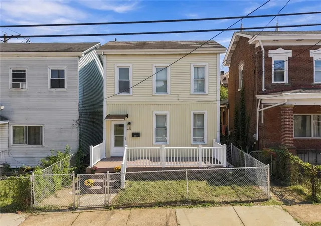 Photo 1 of Single family home for sale at 203 Walter St, Allentown, PA 15210 | MLS# 1775905 | Listing updated on 2026-10-03